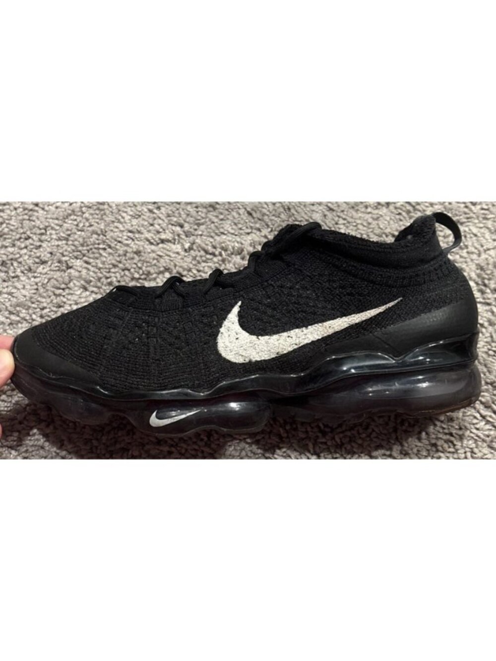 Black and White Nike Air Vapormax Flyknit - Women's US Size 10